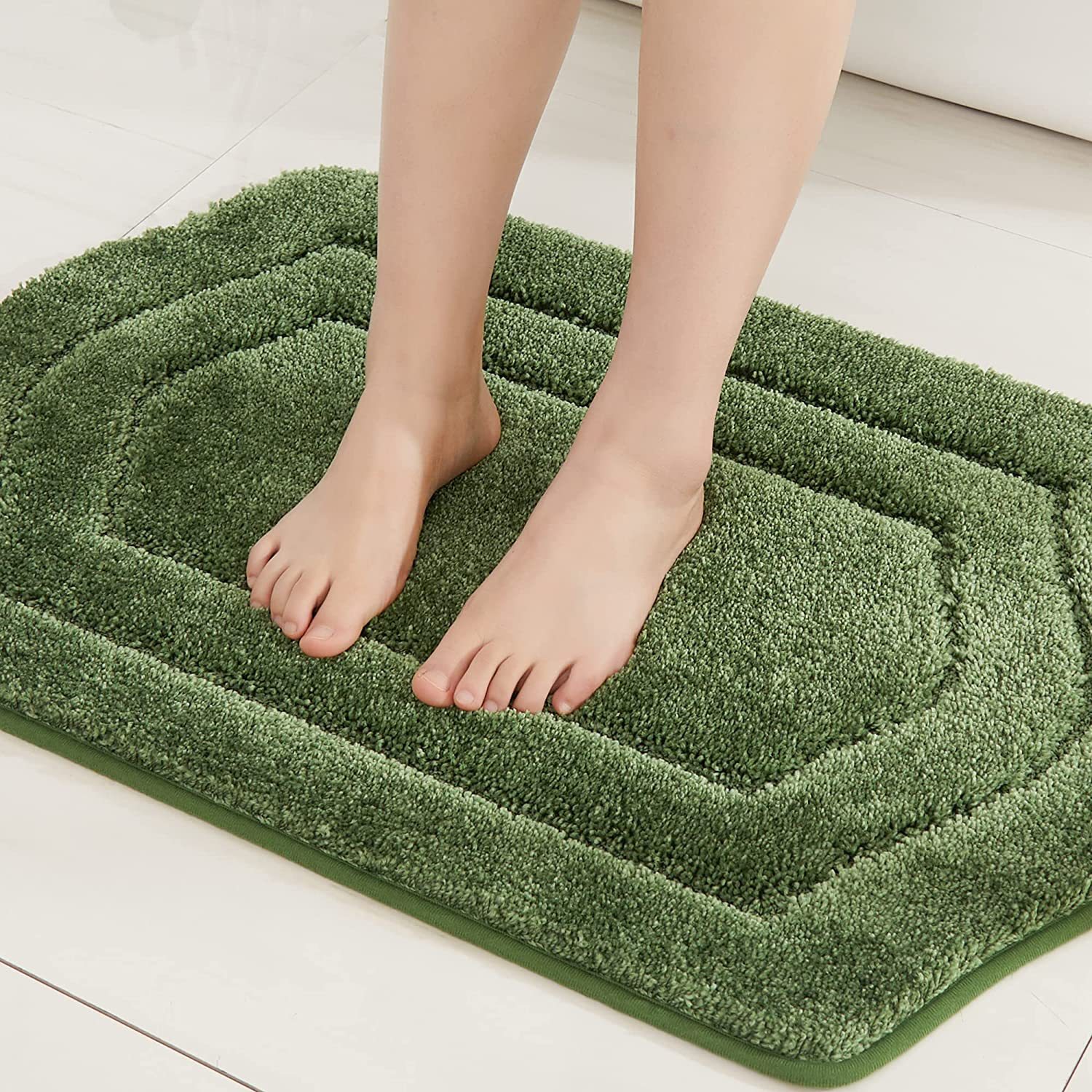 Non-Slip BathMats Soft and Absorbent Microfiber Machine Washable Quick Dry