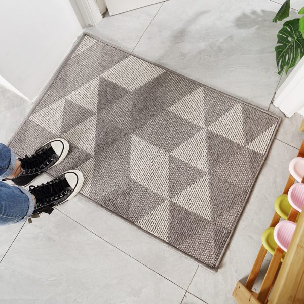 Geometric shaped bath mat absorbent non-slip wear-resistant