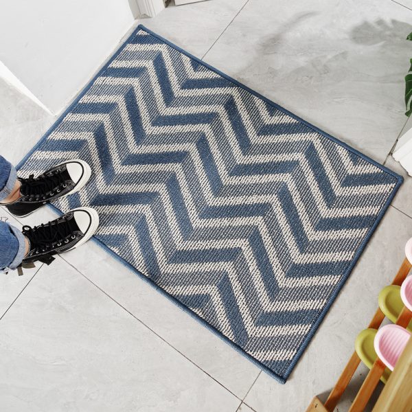 Geometric shaped bath mat absorbent non-slip wear-resistant