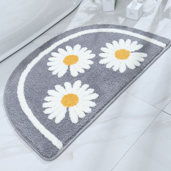 Small daisy absorbent non-slip bath mat