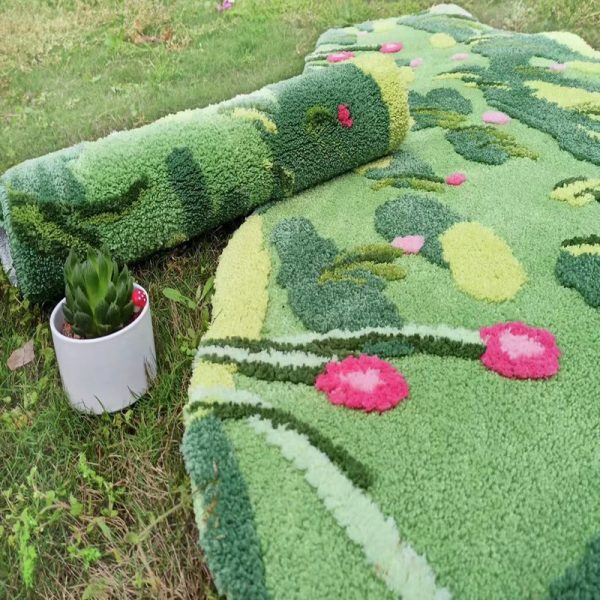 The new Moss Forest is a high-haired tufted woven machine-woven bath mat