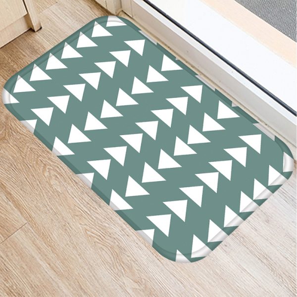 Green geometric stripe pattern flannel non-slip bath mat