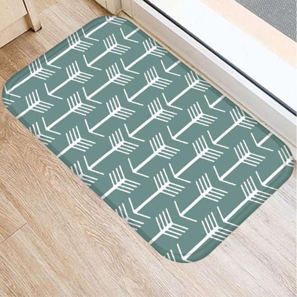 Green geometric stripe pattern flannel non-slip bath mat