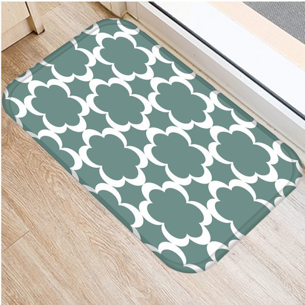 Green geometric stripe pattern flannel non-slip bath mat