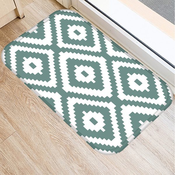 Green geometric stripe pattern flannel non-slip bath mat