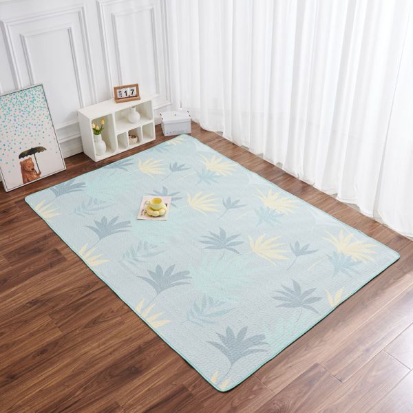 Little bear ice silk summer children's nap rug