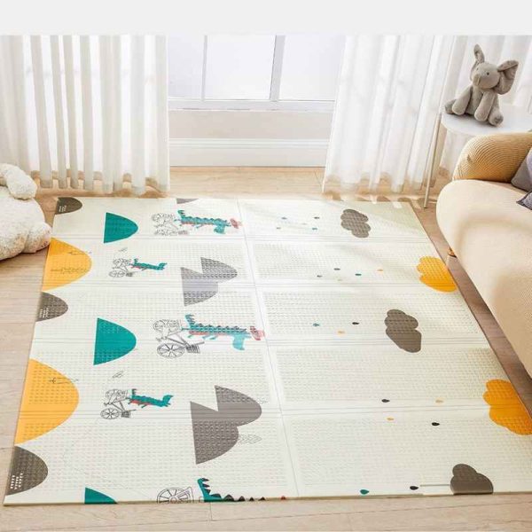 Dreamy childlike hand-painted pattern foldable easy to store baby crawling mat