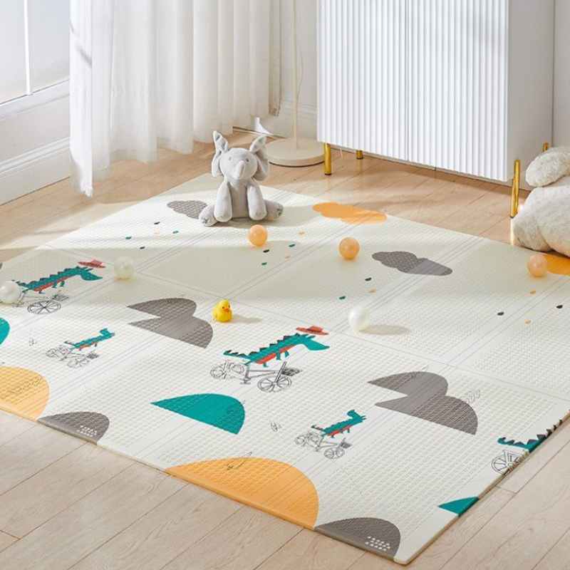 Dreamy childlike hand-painted pattern foldable easy to store baby crawling mat