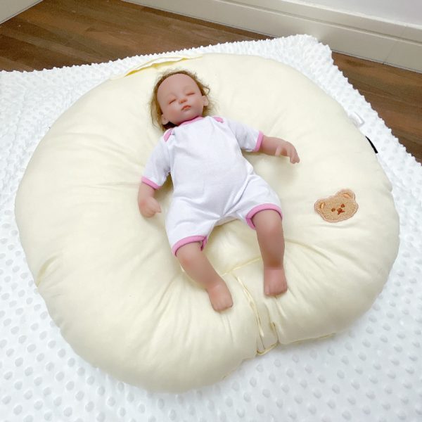 Slope pad thickened anti-spitting round baby crawling mat