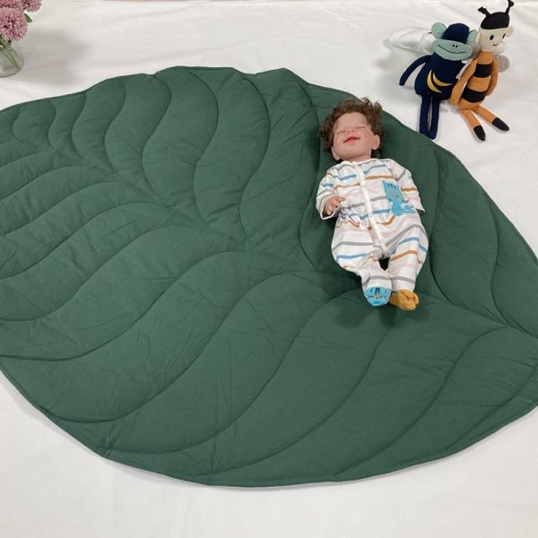 Thickened yellow, red and green leaves blanket soft and comfortable baby crawling mat