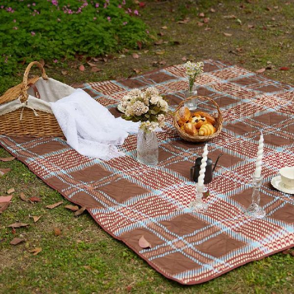 Retro Style Waterproof Moistureproof Portable Picnic Mat