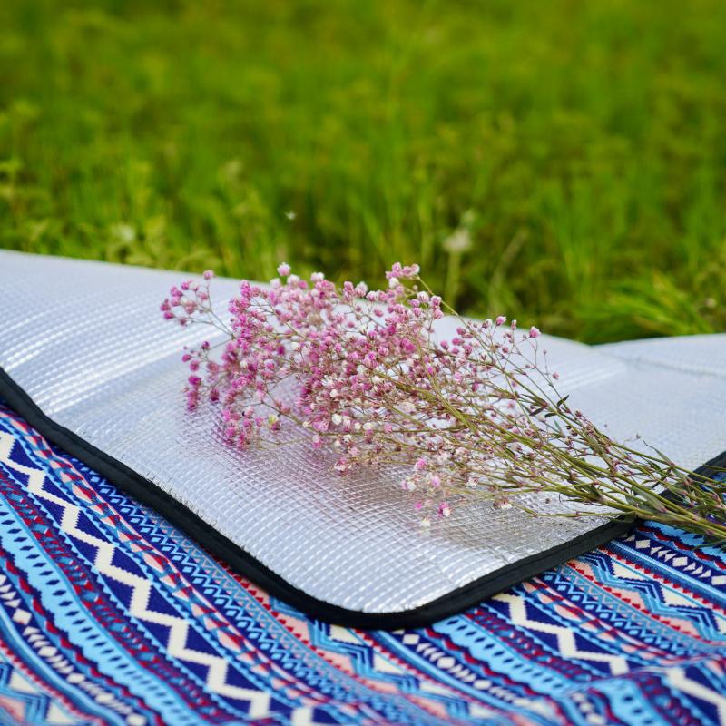 Bohemian wind thickened moisture-proof lawn picnic mat
