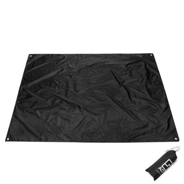 Black moisture-proof and wear-resistant Oxford cloth picnic mat