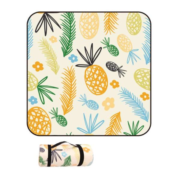 All-season polyester soft and thickened picnic mat