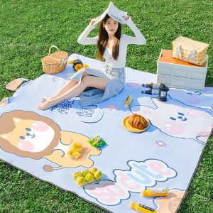 Cartoon cute waterproof, stain-proof, soft and skin-friendly picnic mat